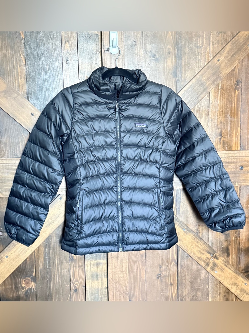 NWT Patagonia® Girls' 600 Fill Down Quilted Black Jacket Coat Size XL 14 - Picture 2 of 11